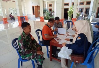 Komsos Babinsa bersama warga binaannya