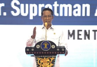 Menteri Hukum Sampaikan Menyebutkan Tahun 2025  Pelayanan Publik Kemenkum Berbasis Digital.