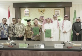 Penandatanganan Perjanjian Kerja Sama antara Kemenag dan Saudia Airlines