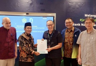 Penyerahan SK PT Nano Bank Syariah