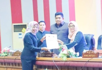 Rapat Paripurna Bupati Bintan Sampaikan Rancangan KUA PPAS dan Ranperda RPJPD Tahun 2025-2045