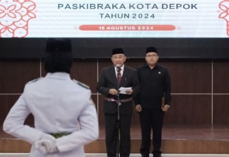 Walikota Depok Mohammad Idris saat pengukuhan paskibraka Kota Depok tahun 2024
