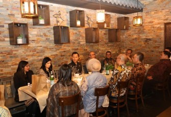 Menteri ATR/ Kepala BPN menyampaikan hal ini saat melakukan pertemuan makan malam dengan para diplomat senior dari Konsulat Jenderal Republik Indonesia (KJRI) dan Perwakilan Tetap Republik Indonesia (PTRI) di Perserikatan Bangsa-Bangsa (PBB), New York pada Jumat (10/05/2024)