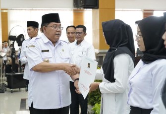 Walikota Blitar Santoso Serahkan SK P3K Formasi Tahun 2023