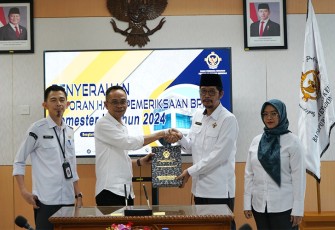 Penyerahan LHP Kepatuhan atas Pengelolaan Keuangan Pemilihan Umum 2024 Periode Tahun 2023 s.d Semester I Tahun 2024 pada Satuan Kerja Komisi Pemilihan Umum di wilayah Provinsi Bengkulu Nomor 32/LHP/XVIII.BKL/12/2024 tanggal 23 Desember 2024.