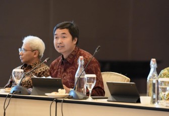 Plh. Direktur Sinkronisasi Urusan Pemerintahan Daerah I Ditjen Bina Pembangunan Daerah Kemendagri Gunawan Eko Movianto saat menghadiri rapat koordinasi kerja sama BPH Migas dengan Pemda, beberapa waktu lalu di Hotel Best Western Premier Panbil Kota Batam. 