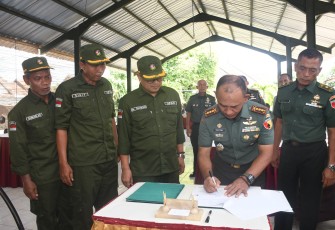 Danrem 081/DSJ Kolonel Inf H. Sugiyono dan APKN Teken MoU di Bidang Ketahanan Pangan