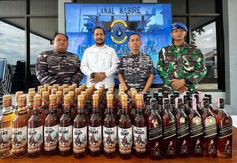 TNI AL Berhasil Amankan Miras Ilegal di Nabire 