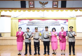 Polda Jawa Tengah melangsungkan upacara serah terima jabatan Komandan Satuan (Dansat) Brimob Polda Jateng dan Kapolres Batang. Serah terima jabatan dipimpin langsung Kapolda Jateng Irjen Pol Ahmad Luthfi  dan dilaksanakan di gedung Borobudur Mapolda Jateng, Semarang, Selasa (16/1/2023)