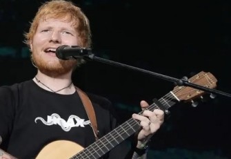 Penyanyi asal Inggris, Ed Sheeran, datang ke Indonesia, menggunakan jenis visa baru yakni "Music Perfomer Visa".