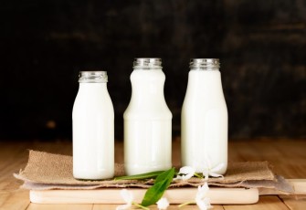 Ilustrasi susu formula bayi