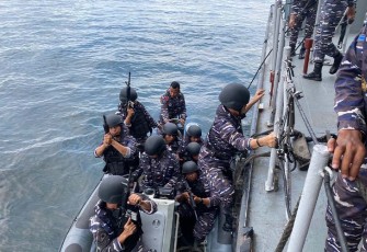 Uji Terampil Gladi Tugas Tempur (L2) di KRI Kerapu-812