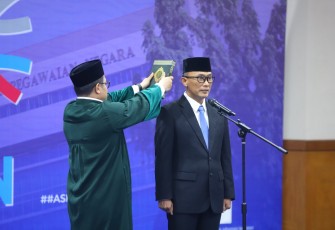 Prosesi pelantikan Zudan Arif Fakhrulloh sebagai Kepala Badan Kepegawaian Negara (BKN) pada Selasa (7/1/2024).