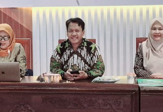 Kepala Puspena Kemenag Ruchman Basori