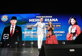 AHY dan Merry Riana pada acara InspiraFest Day to Grow yang digelar November lalu.