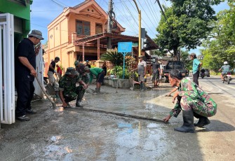 Karya Bakti Pengecoran Jalan 