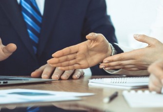 Ilustrasi Gratifikasi 