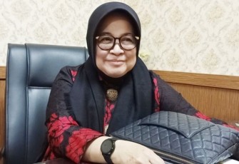 Ketua Fraksi PDI Perjuangan DPRD Jawa Timur, Hj Wara Sundari Renny Pramana
