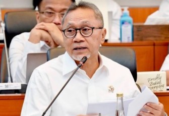 Menteri Koordinator Bidang Pangan, Zulkifli Hasan, dalam Rapat Koordinasi Terbatas Bidang Pangan di Jakarta, Rabu (22/1).