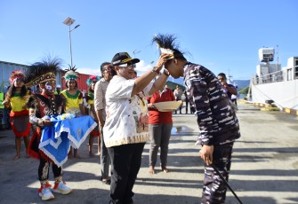 Satgas Trisila-25 Disambut Meriah di Nabire