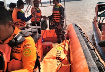 TNI AL Evakuasi Korban Laka Laut di Perairan Trans Jaya 