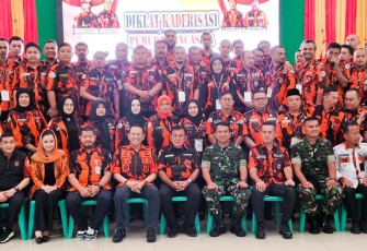 Anggota Komisi III DPR RI sekaligus Wakil Ketua Umum Pemuda Pancasila dan Wakil Ketua Umum Partai Golkar Bambang Soesatyo Hadiri Penutupan Diklat Kaderisasi Pemuda Pancasila Sumatera Utara di Batalion Kaveleri 6 Medan, Bamsoet Dorong Peningkatan Kesadaran Bela Negara