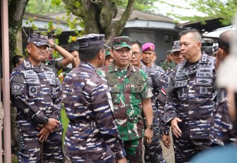 Danrem 052/Wkr saat Hadiri Rapat Koordinasi Teknis Pembongkaran Pagar Laut