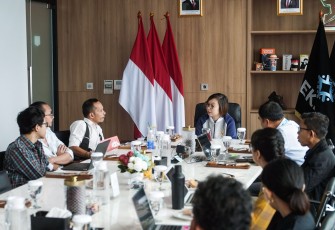 Wakil Menteri Ekonomi Kreatif (Wamen Ekraf) Irene Umar menerima audiensi “ruangrupa” di Kantor Kementerian Ekraf, Jakarta, pada Kamis, 25 September 2025