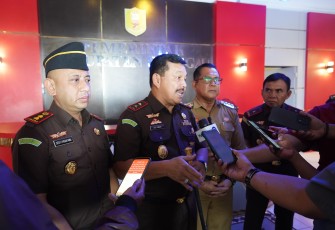 Kepala Kejaksaan Tinggi (Kajati) Kalimantan Barat, Edyward Kaban, S.H., M.H., meresmikan program inovasi baru bernama Dangau Hukum yang diinisiasi oleh Kejaksaan Negeri Sanggau