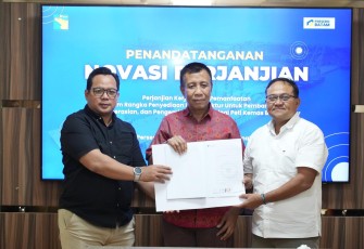 Penandatanganan novasi perjanjian dilakukan oleh Anggota Bidang Pengusahaan BP Batam, Wan Darussalam, Direktur PT Persero Batam, Djoko Prasetyo, dan Direktur PT Batam Terminal Petikemas, Basori Alwi. 