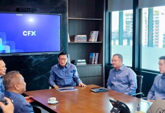 Bamsoet saat mengikuti diskusi terbatas perkembangan perdagangan aset kripto di Indonesia dengan Direksi Central Finansial X (CFX) di Gedung CFX Jakarta, Rabu (7525).