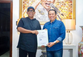 Bamsoet saat menerima Ketua IMI Kepulauan Riau Rizki Faisal di Jakarta, Kamis (18/7/25).