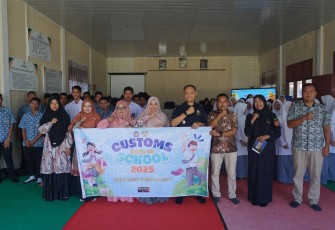 Bea Cukai Meulaboh Edukasi Generasi Muda melalui “Customs Goes to School”