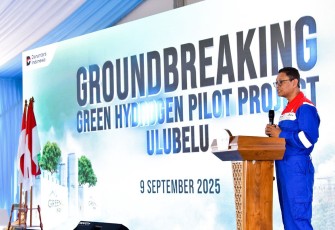 Wamen ESDM Yuliot saat groundbreaking hidrogen hijau di Ulubelu, Lampung, Selasa (9/9)