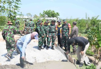 Rabat beton TMMD ke 126 Kodim 0804/Magetan