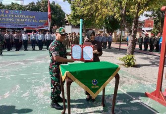 Penutupan TMMD Sengkuyung Tahap IV di Kepatihan Kulon, Kamis (6/11)