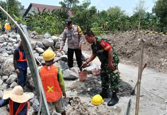 Pembangunan drainase wilayah desa binaan 