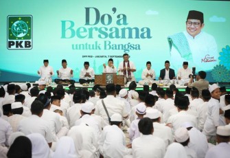 Gus Muhaimin saat Gelar Doa Bersama dan Santuni 313 Yatim Piatu di kantor DPP PKB, Jl Raden Saleh Raya No. 9, Jakarta Pusat, Minggu (7/9/2025).