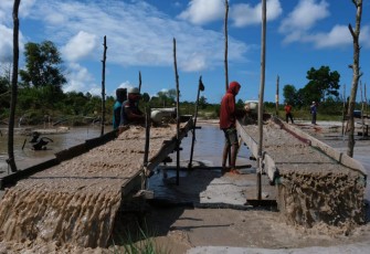 Ilustrasi Berita (MIND ID)