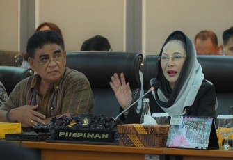 DPR RI Sepakati Naturalisasi 3 Atlet Sepak Bola Asal Belanda