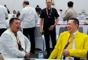 Menteri ATR/BPN Nusron Wahid bersama anggota Komisi III DPR RI Bambang Soesatyo 