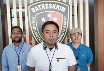 Wakasat Reskrim Polres Jakbar AKP Dimitri Mahendra 
