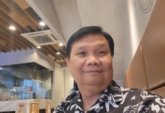 Dr Emrus Sihombing, Komunikolog Indonesia 