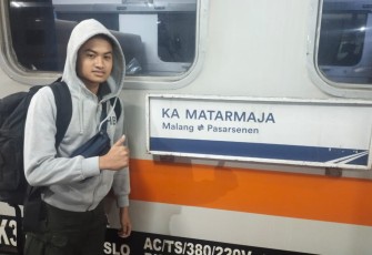 Ilustrasi Penumpang KA Matarmaja 