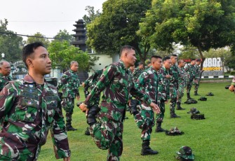 Dandim Ponorogo Pimpin  Anggota Ikuti Kegiatan PSJM Materi Han Mars 