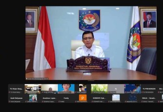 Dirjen Bangda Kemendagri Restuardy Daud 