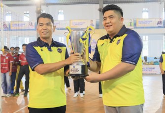 Bupati Bintan Resmi Buka Turnamen Bola Voli Bupati Cup 2025 di Bintan Timur