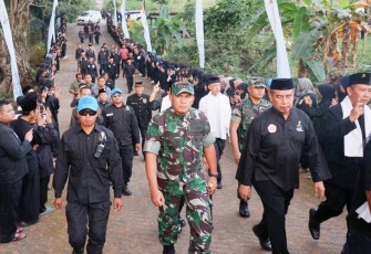Danrem 081/DSJ Sambangi Perguruan Silat Pandan Alas