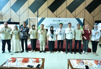 Sekretaris Kementerian Koperasi (SesKemenkop) Ahmad Zabadi pada acara Kick Off Pelatihan Capacity Building SDM dan Penguatan Kelembagaan Koperasi Percontohan (Mockup) Koperasi Desa/Kelurahan Merah Putih, di Bekasi, Jawa Barat, Selasa (15/7)