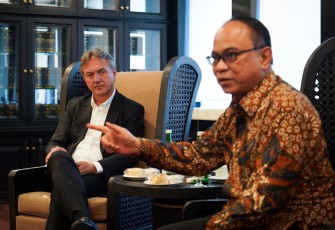 Menteri Koperasi (Menkop) Republik Indonesia Budi Arie Setiadi menerima kunjungan resmi Joesley Batista, pemilik utama J&F Investimentos, konglomerasi asal Brasil